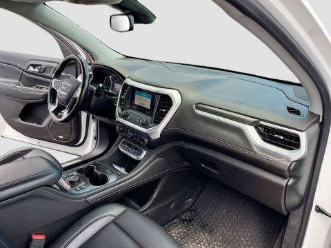 2021 GMC Acadia SLT