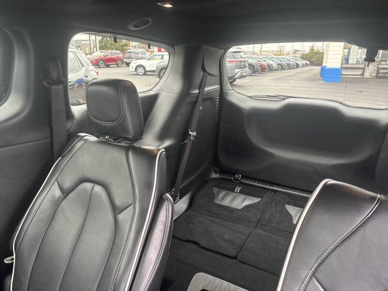 2025 Chrysler Pacifica Limited