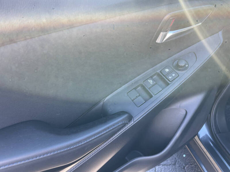 2017 Toyota Yaris iA