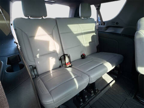 2023 Chevrolet Suburban Z71