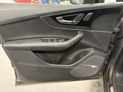 2019 Audi Q7 quattro Prestige 55 TFSI