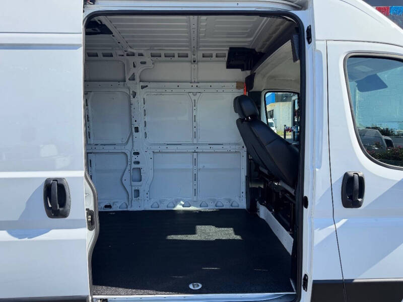 2025 RAM ProMaster