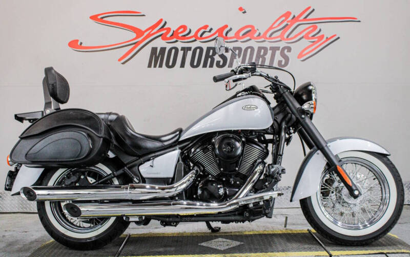 2021 Kawasaki Vulcan 900 Classic