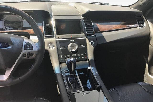 2018 Ford Taurus Limited