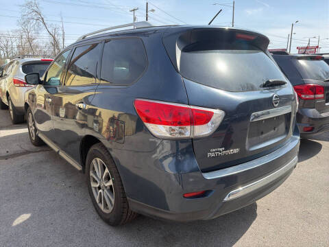 2016 Nissan Pathfinder S