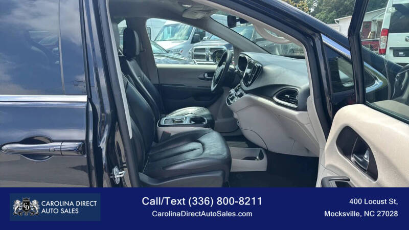 2022 Chrysler Pacifica Touring L