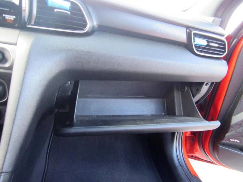 2019 Hyundai Veloster