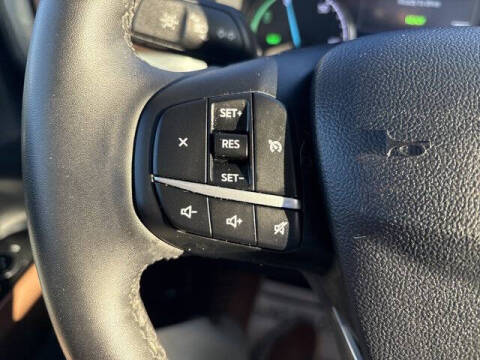 2023 Ford Maverick Lariat