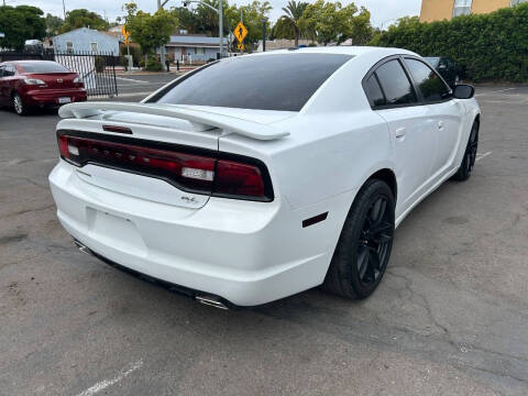 2014 Dodge Charger R/T Plus