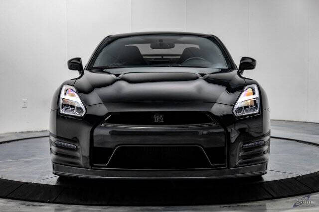 2013 Nissan GT-R Premium