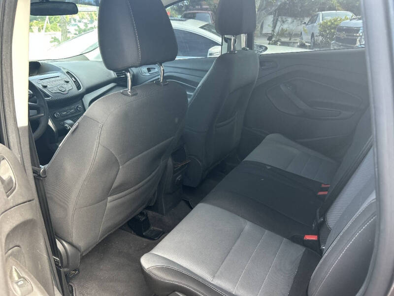 2017 Ford Escape S