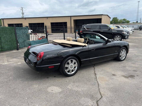 2004 Ford Thunderbird Deluxe