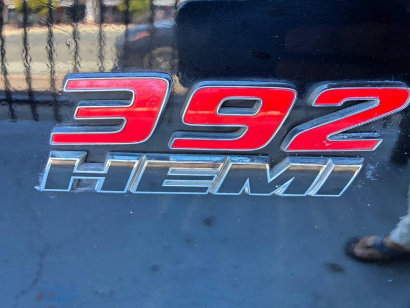 2015 Dodge Challenger SRT 392