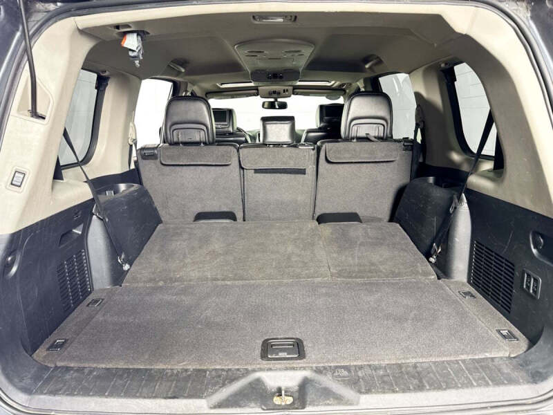 2014 Nissan Armada SV