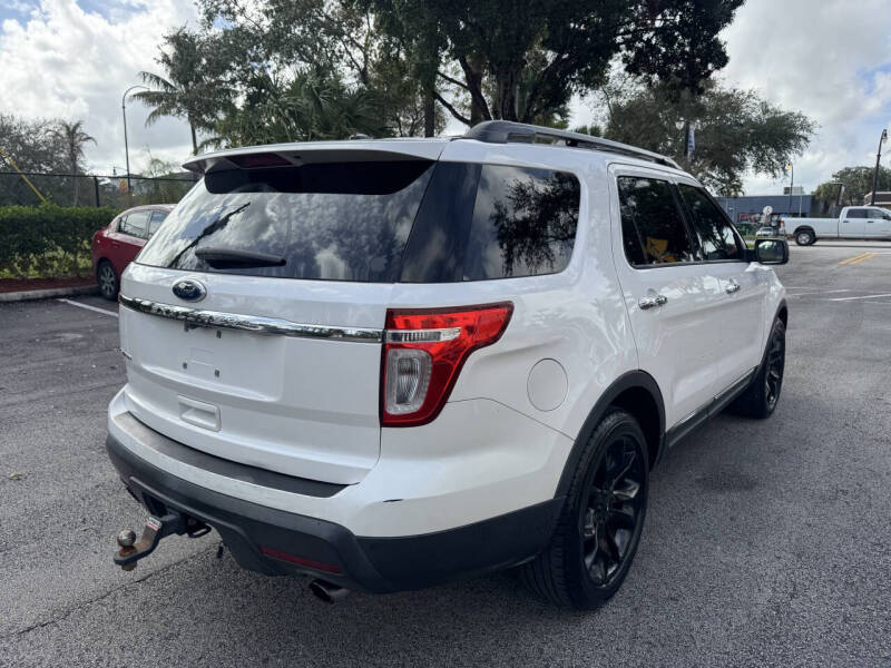 2011 Ford Explorer Limited