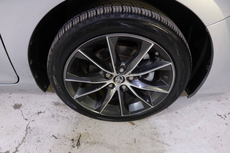 2015 Toyota Camry XSE