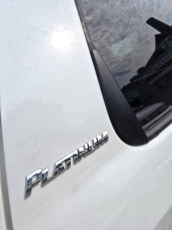 2011 Toyota Sequoia Platinum