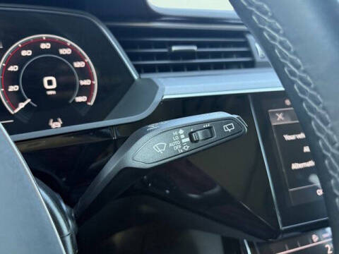 2024 Audi Q8 e-tron quattro Premium