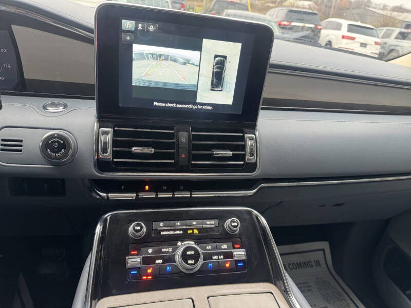 2020 Lincoln Navigator Black Label