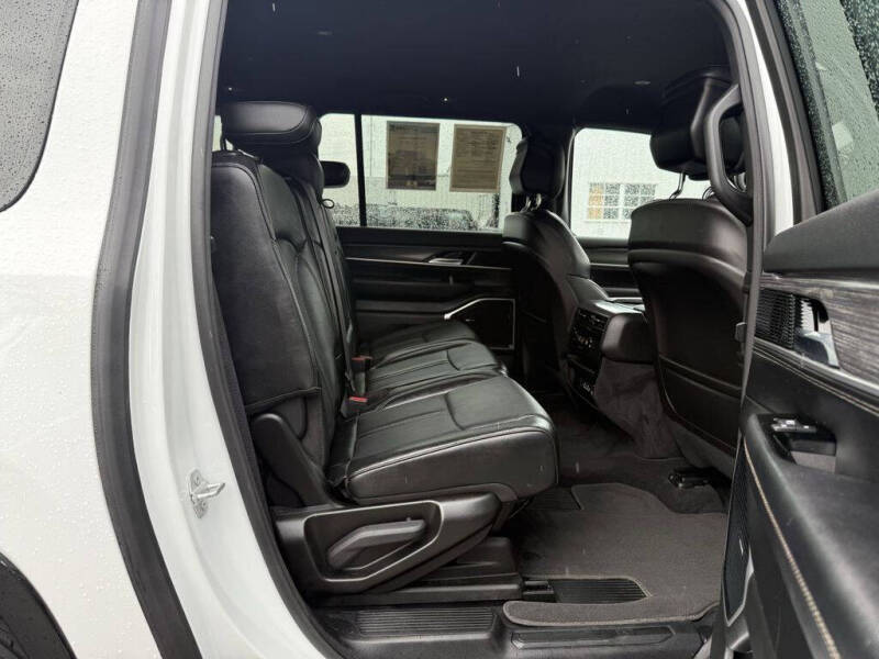 2023 Jeep Wagoneer L Series II