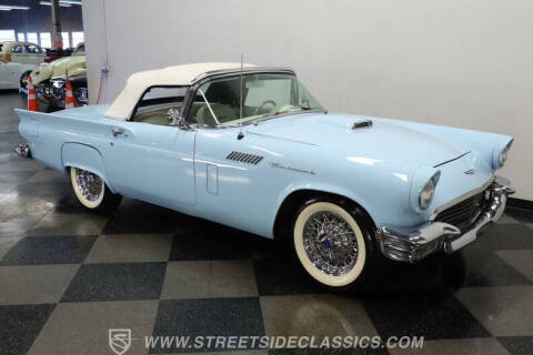 1957 Ford Thunderbird