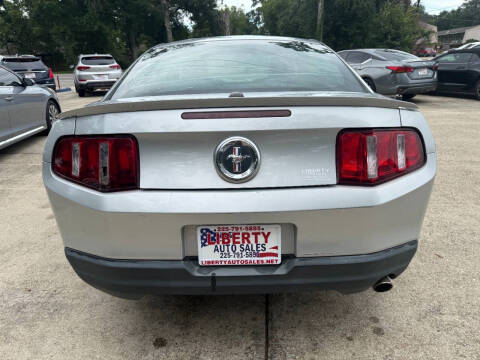 2010 Ford Mustang V6