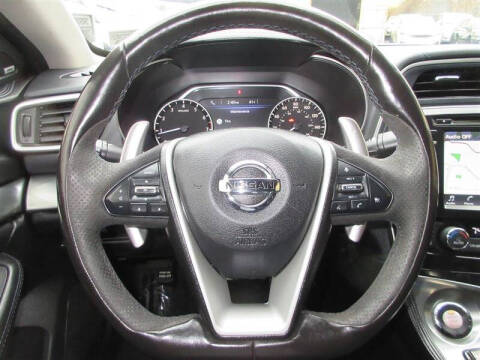 2017 Nissan Maxima 3.5 SR