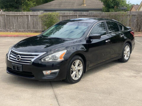 2013 Nissan Altima for sale at KM Motors LLC in Houston TX