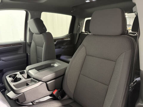 2026 GMC Sierra 1500 Elevation Standard