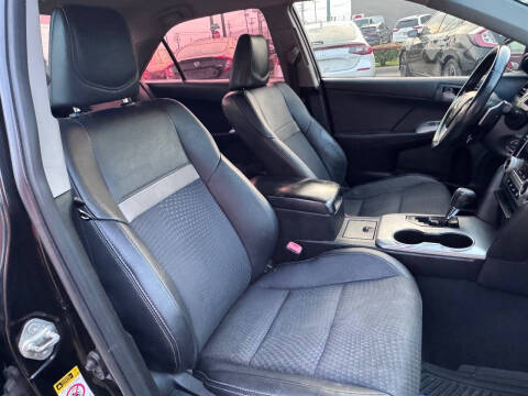 2013 Toyota Camry SE
