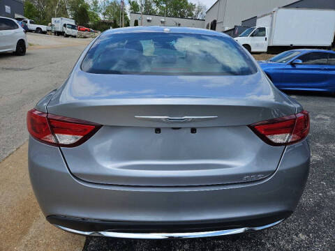 2015 Chrysler 200 Limited