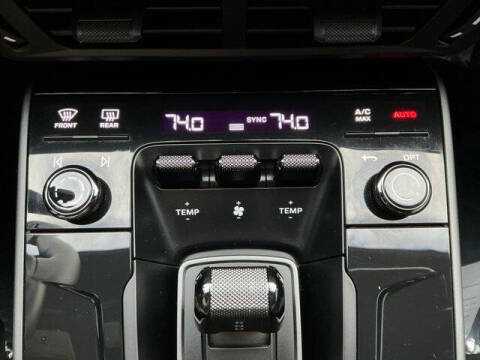 2025 Porsche 911 Carrera