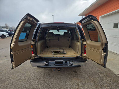 2000 Chevrolet Suburban 1500 LT