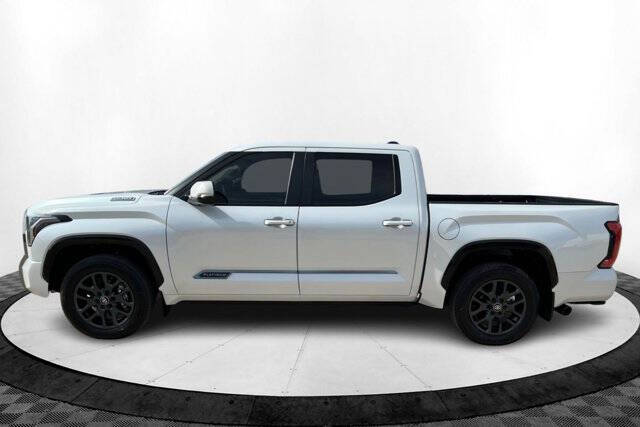 2025 Toyota Tundra Platinum HV