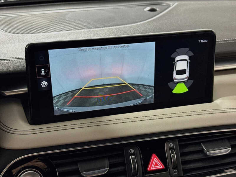 2023 Genesis G70