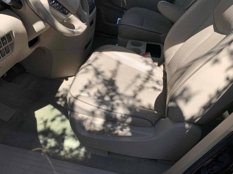 2012 Nissan Quest 3.5 LE