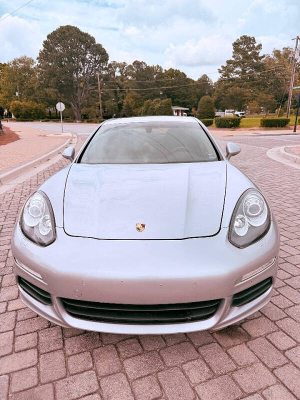 2016 Porsche Panamera