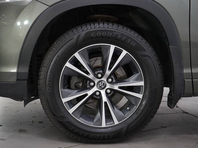 2017 Toyota Highlander LE Plus