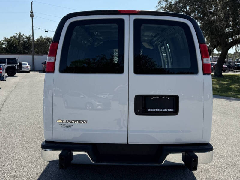 2024 Chevrolet Express 2500