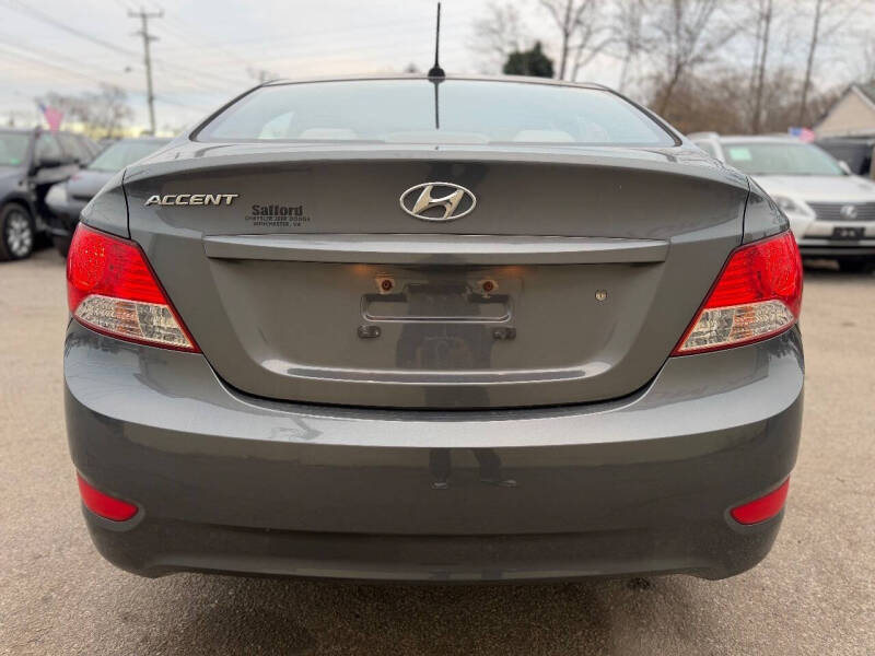 2012 Hyundai Accent GLS
