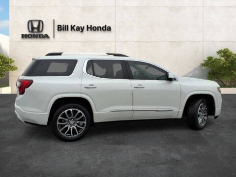 2023 GMC Acadia Denali