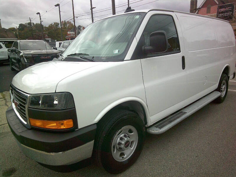 2024 GMC Savana 2500