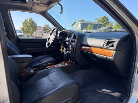 2003 Nissan Pathfinder LE