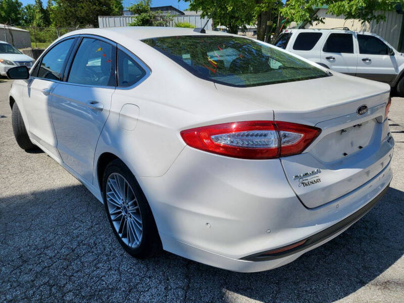2013 Ford Fusion SE