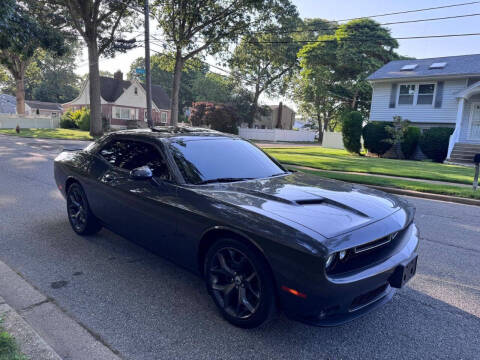 2019 Dodge Challenger SXT