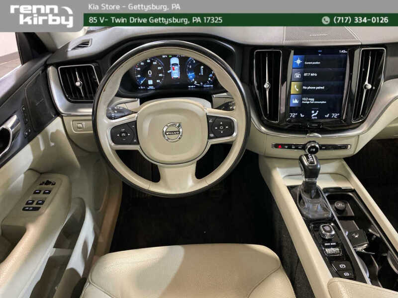 2019 Volvo XC60 T6 Momentum