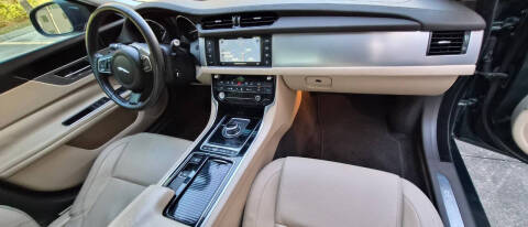 2017 Jaguar XF 20d Premium