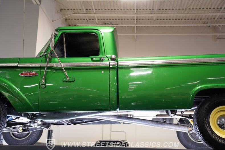 1965 Ford F-100