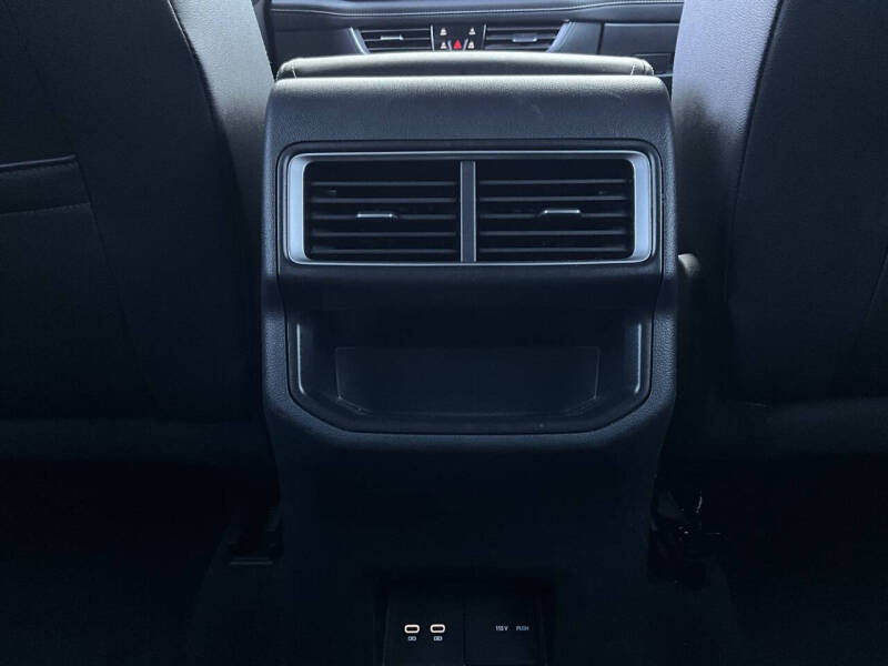 2025 Volkswagen Atlas Cross Sport SE 4Motion