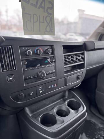 2021 Chevrolet Express 2500